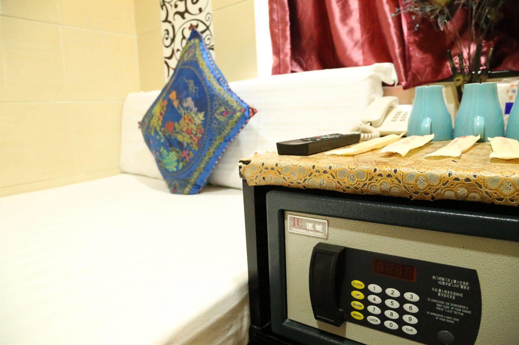 Everest Inn Guest House Hongkong Buitenkant foto
